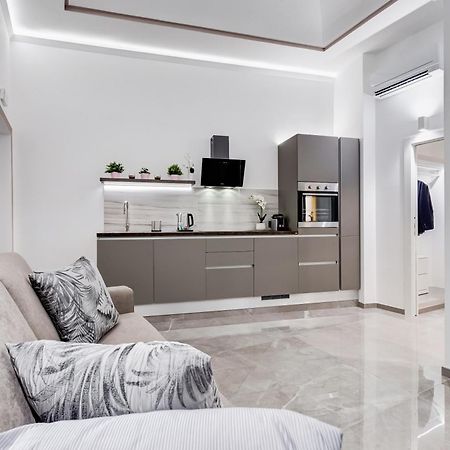 Unoseitre - Luxury Apartment & Suite Ρώμη Εξωτερικό φωτογραφία