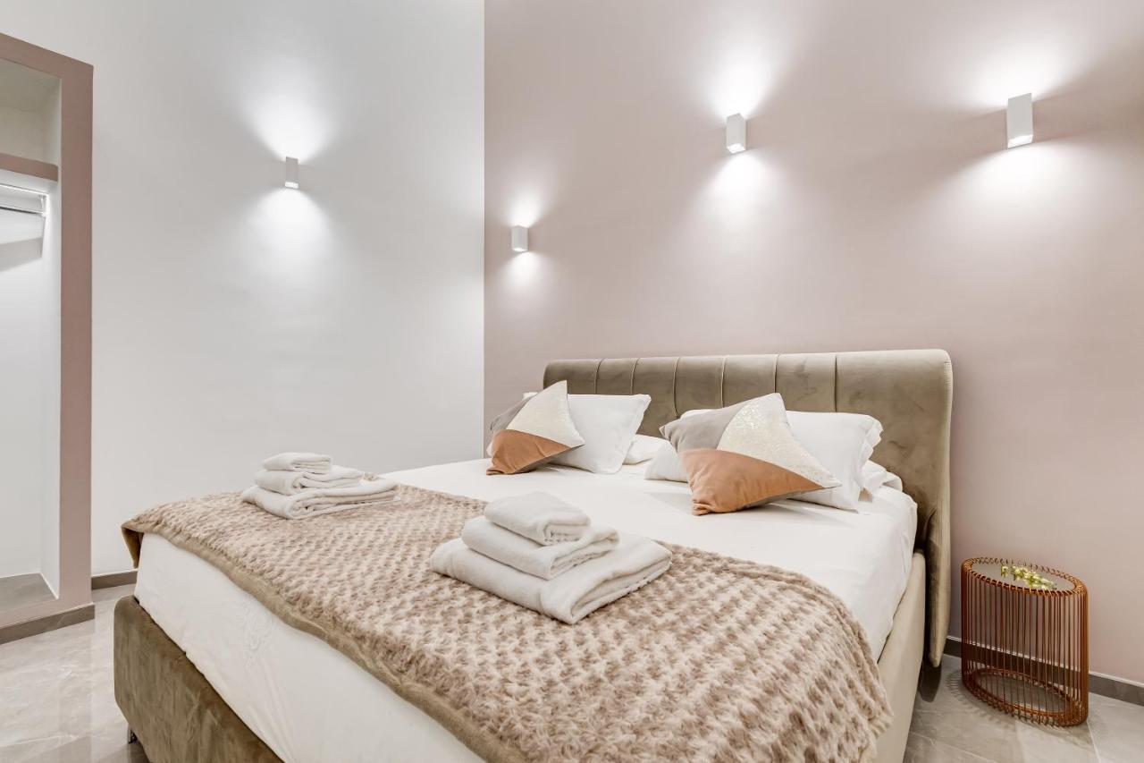 Unoseitre - Luxury Apartment & Suite Ρώμη Εξωτερικό φωτογραφία