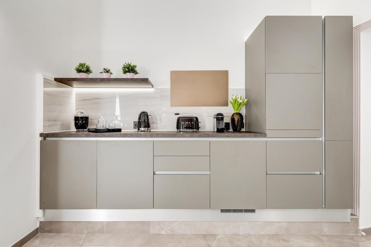 Unoseitre - Luxury Apartment & Suite Ρώμη Εξωτερικό φωτογραφία